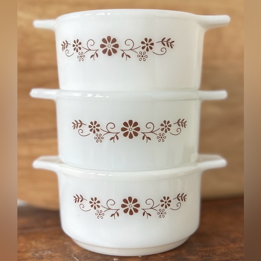 Vintage Pyr-o-Rey 10 ounce Mini Casserole Dishes set of 3 🤎🤍🤎